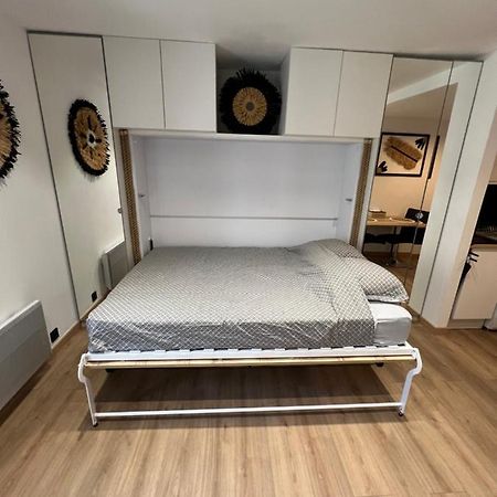 Studio Contemporain, A Deux Pas De La Mer A La Ciotat ! Luaran gambar
