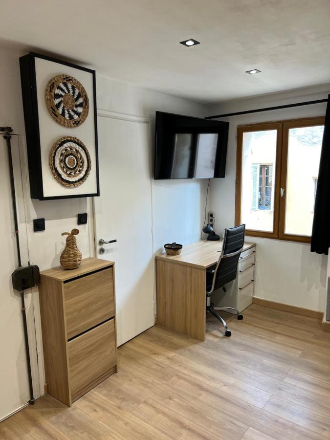 Studio Contemporain, A Deux Pas De La Mer A La Ciotat ! Luaran gambar